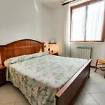 Parco Musadino By Interhome Porto Valtravaglia